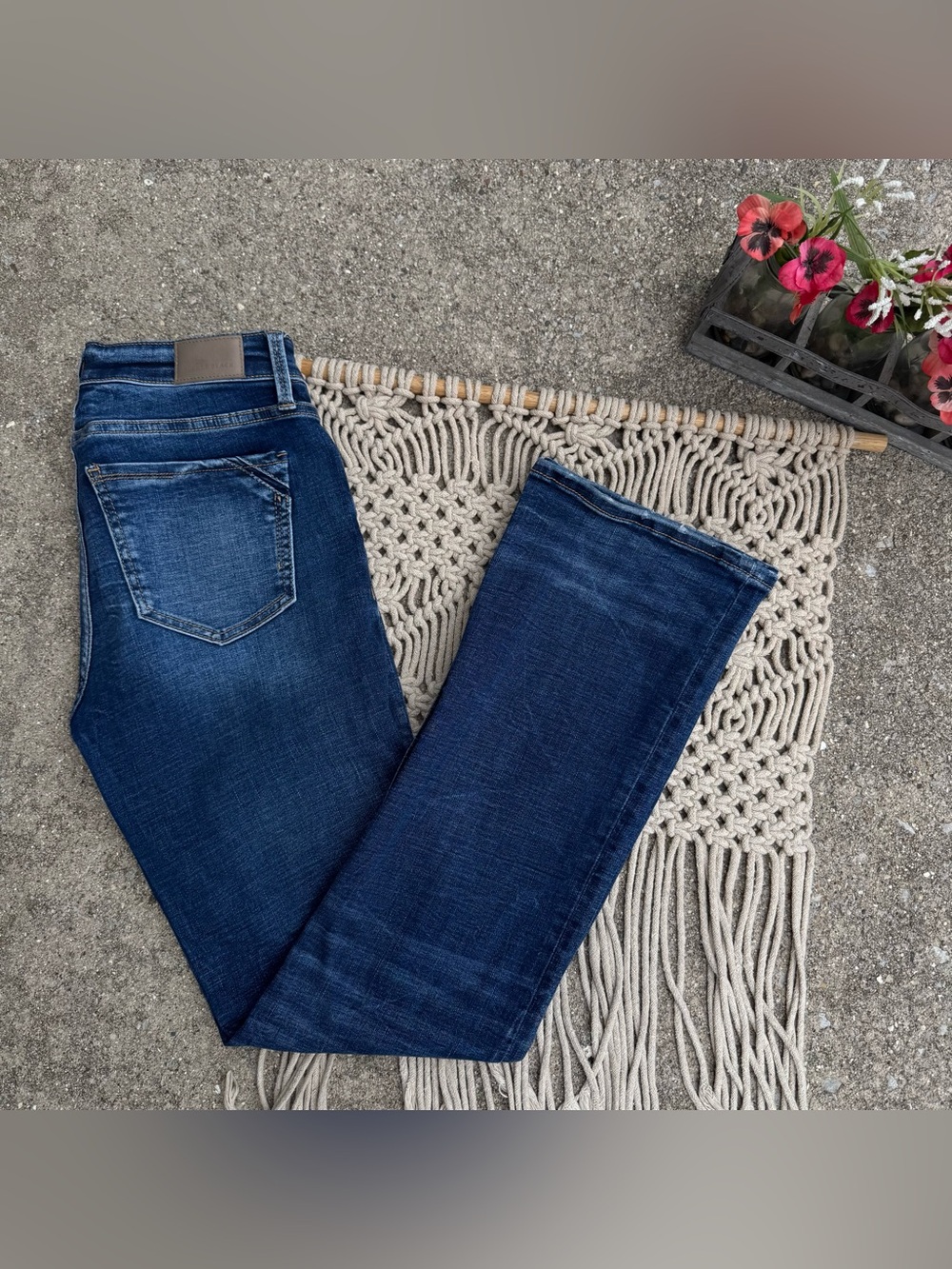 Buckle Black Bootcut Jeans Size 27